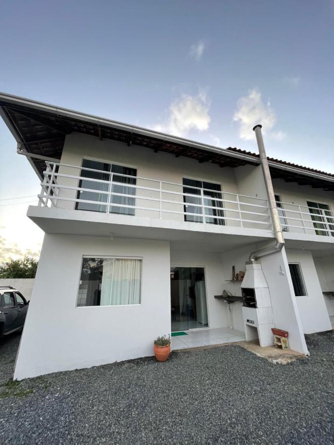 Condominio Serra Da Saudade Piçarras Eksteriør billede